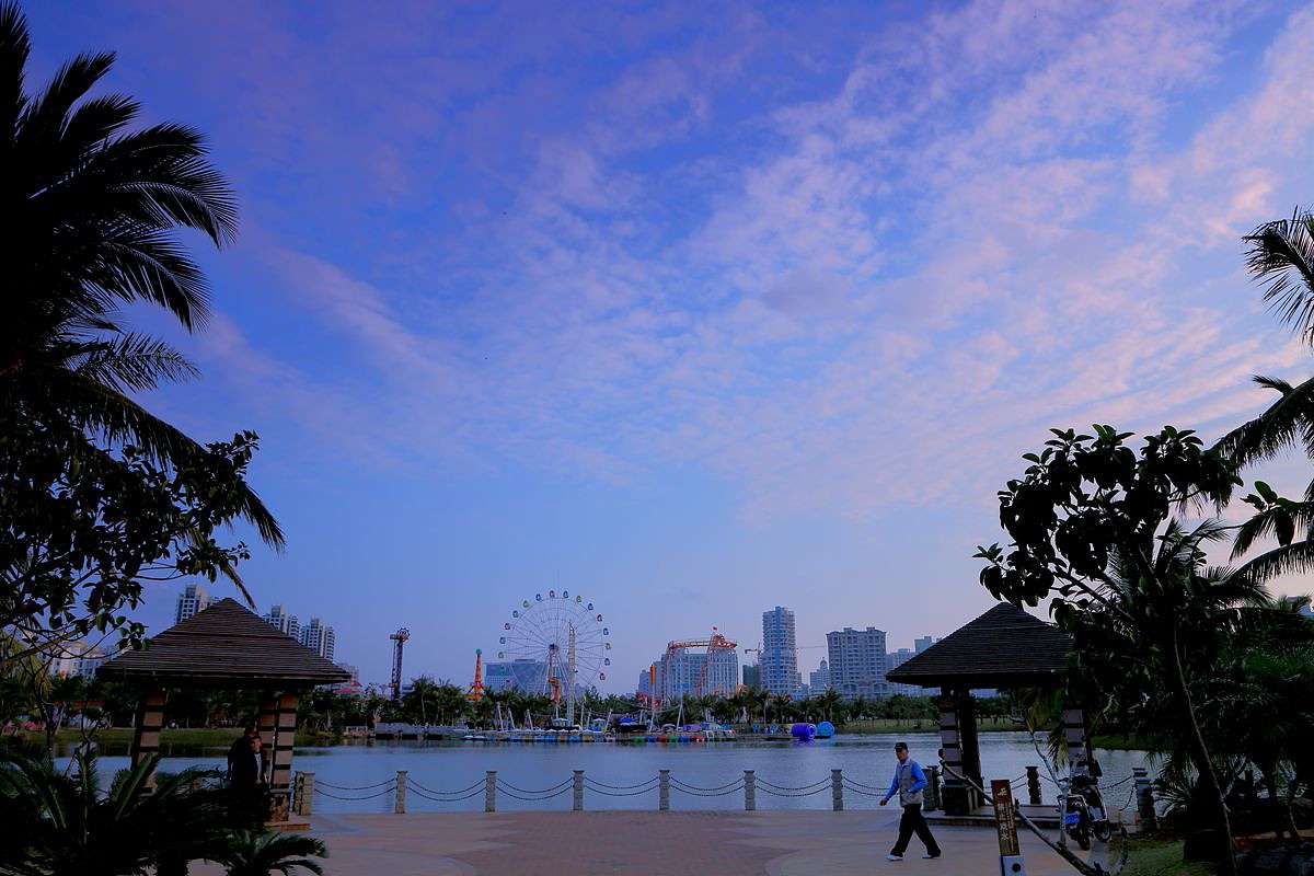 《秀美白沙湖》●海口