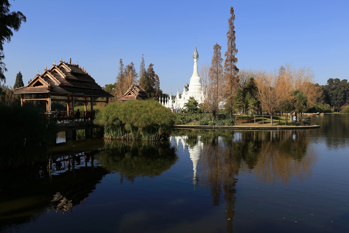 昆明民族村风光（2）