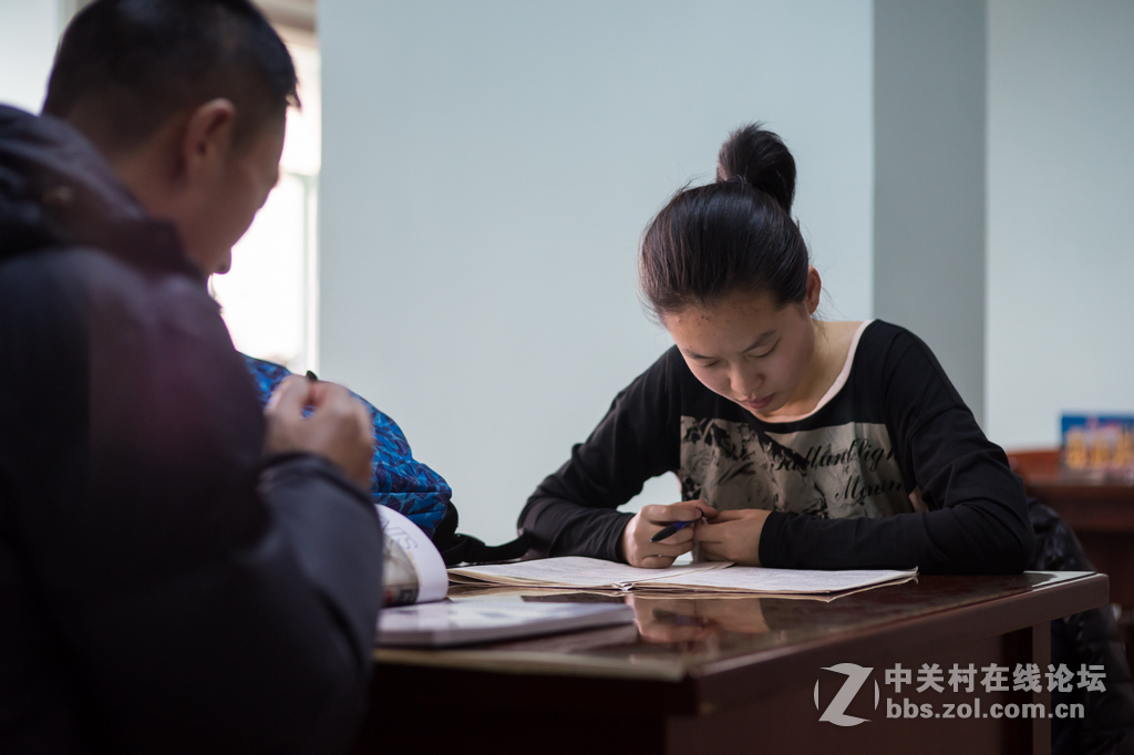 读书看报的好去处-----走进南岗区图书馆