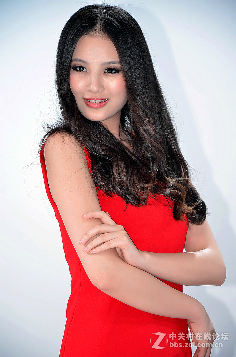 #寻找尼康镜头中最美模特#D7000套机下的车模2