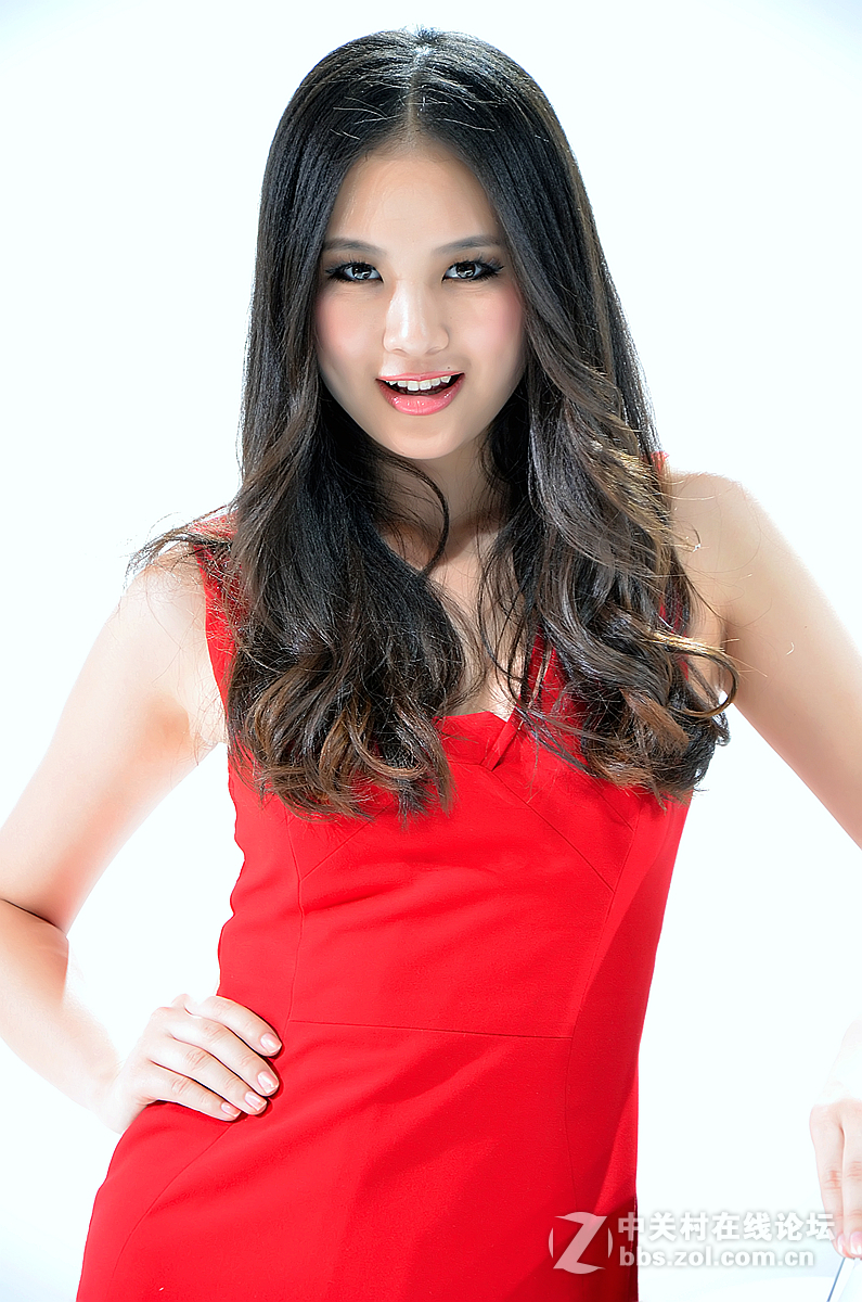 #寻找尼康镜头中最美模特#D7000套机下的车模2