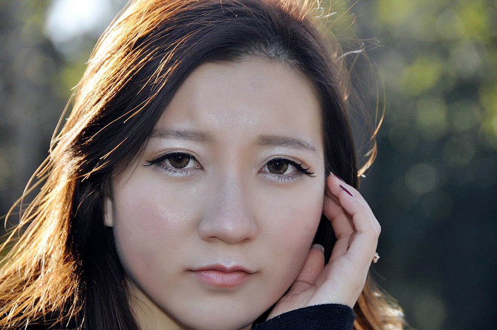 PS简单修饰人像前后对比