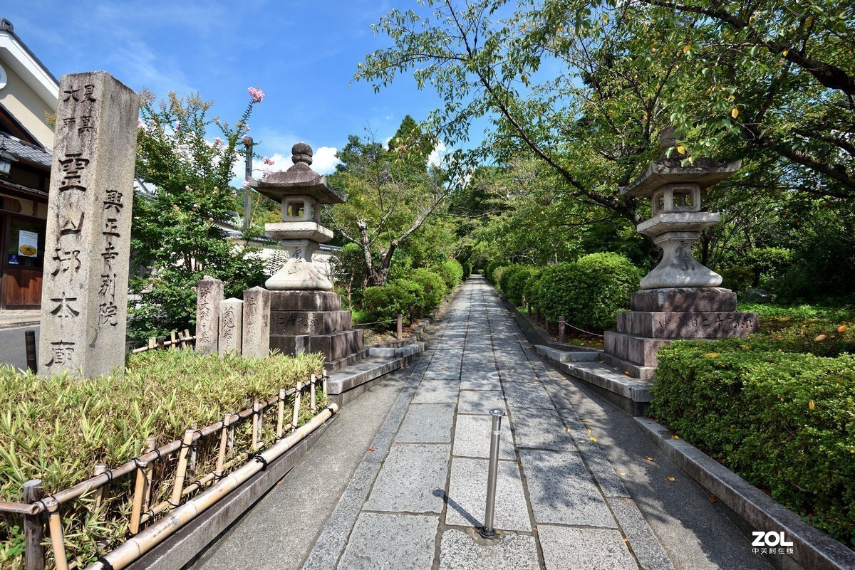 日本京都清水寺街的三年坂二年坂