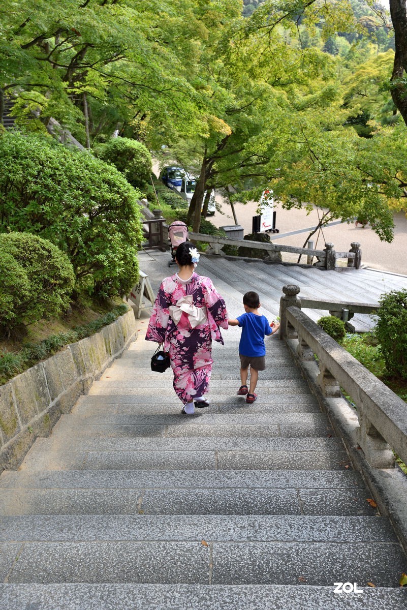 日本京都清水寺街的三年坂二年坂