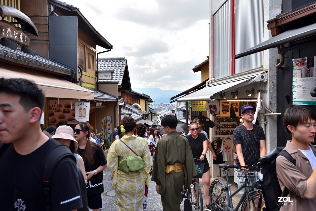 日本京都清水寺街的三年坂二年坂