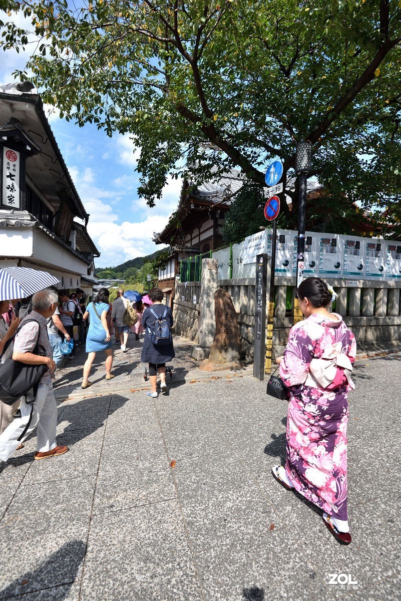 日本京都清水寺街的三年坂二年坂