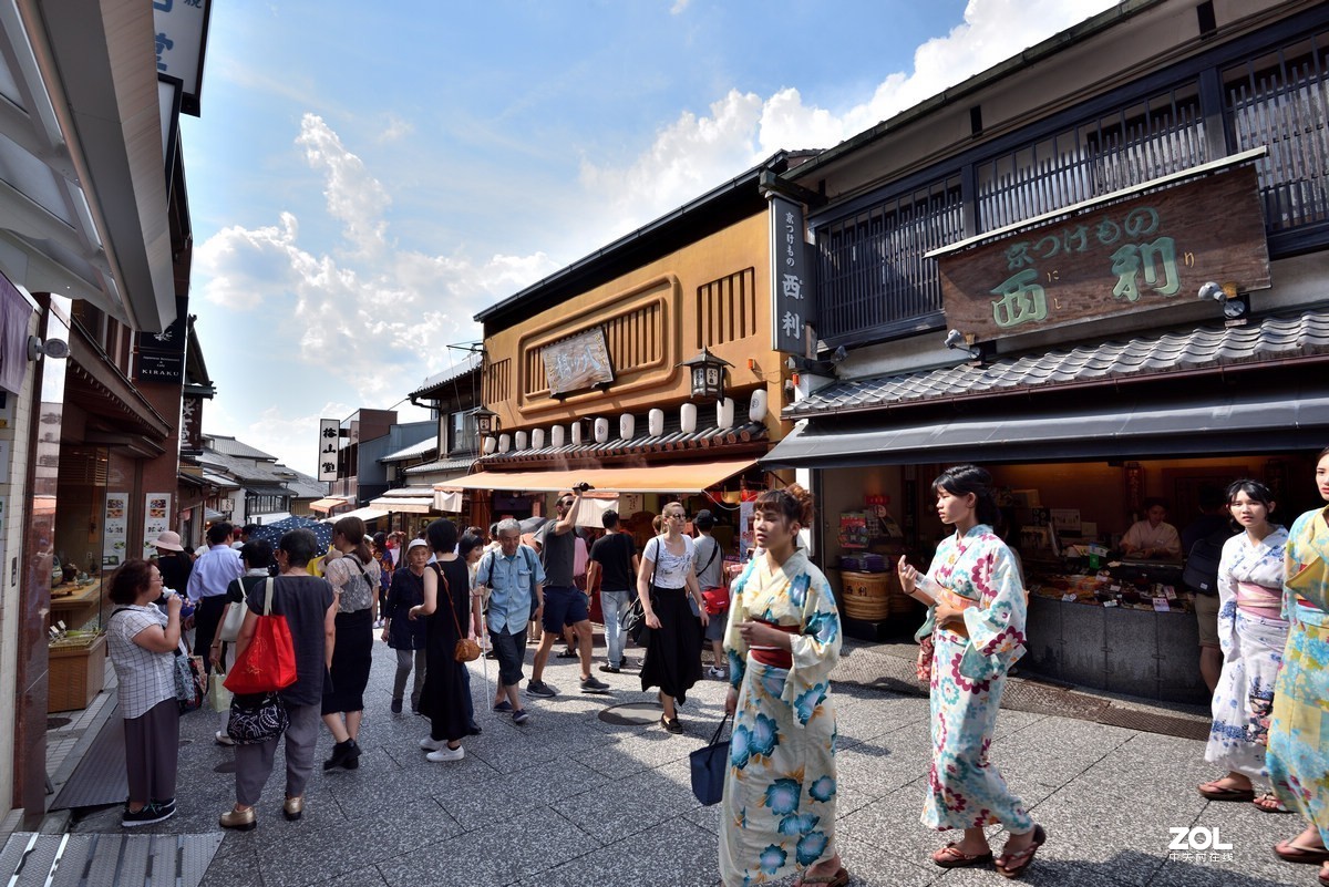日本京都清水寺街的三年坂二年坂
