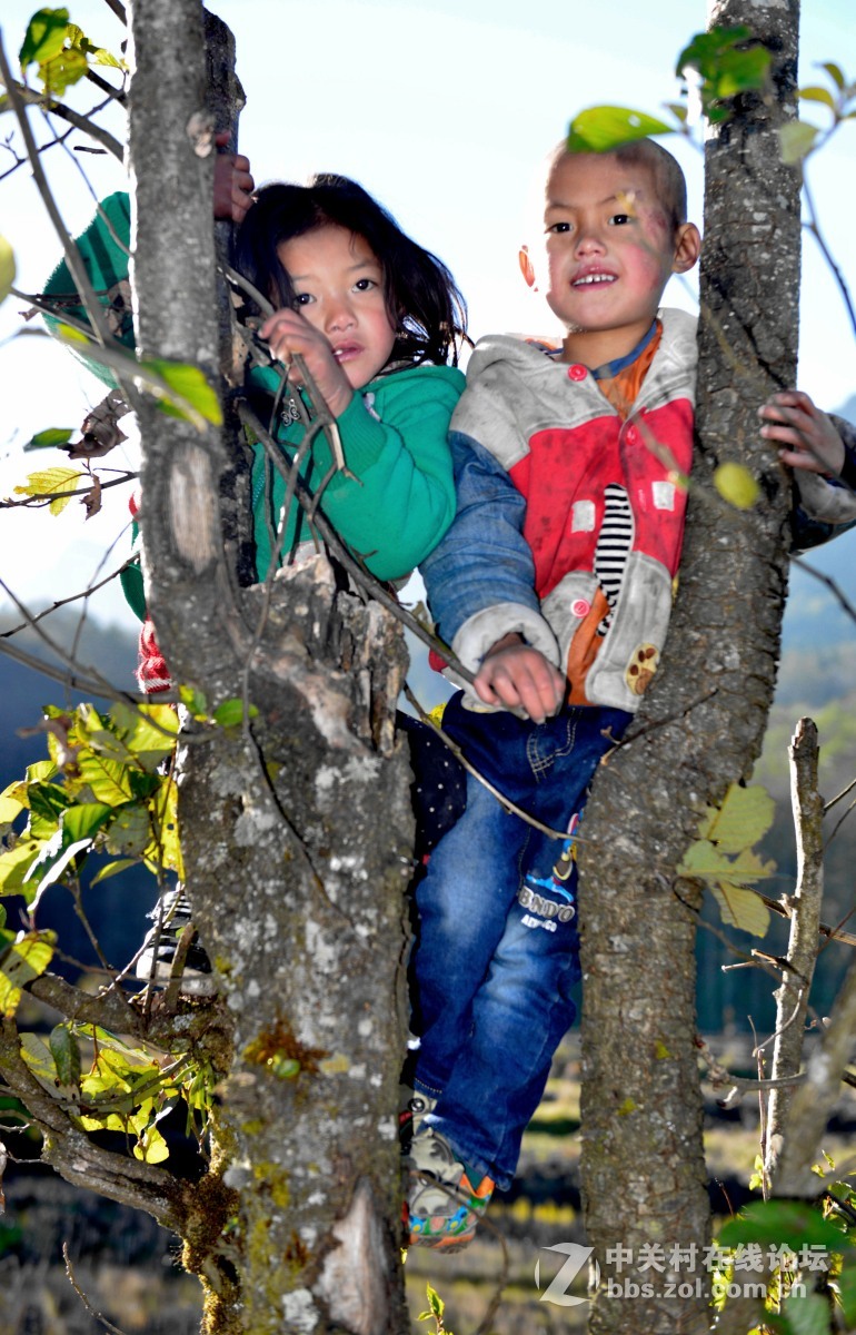 #尼康纪实类作品赏析#第3期《纯朴——云南红河妇女儿童人像速写》