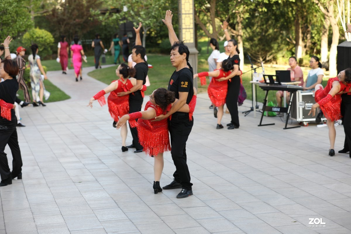 社区庆国庆迎祖国70华诞文艺汇演活动续集