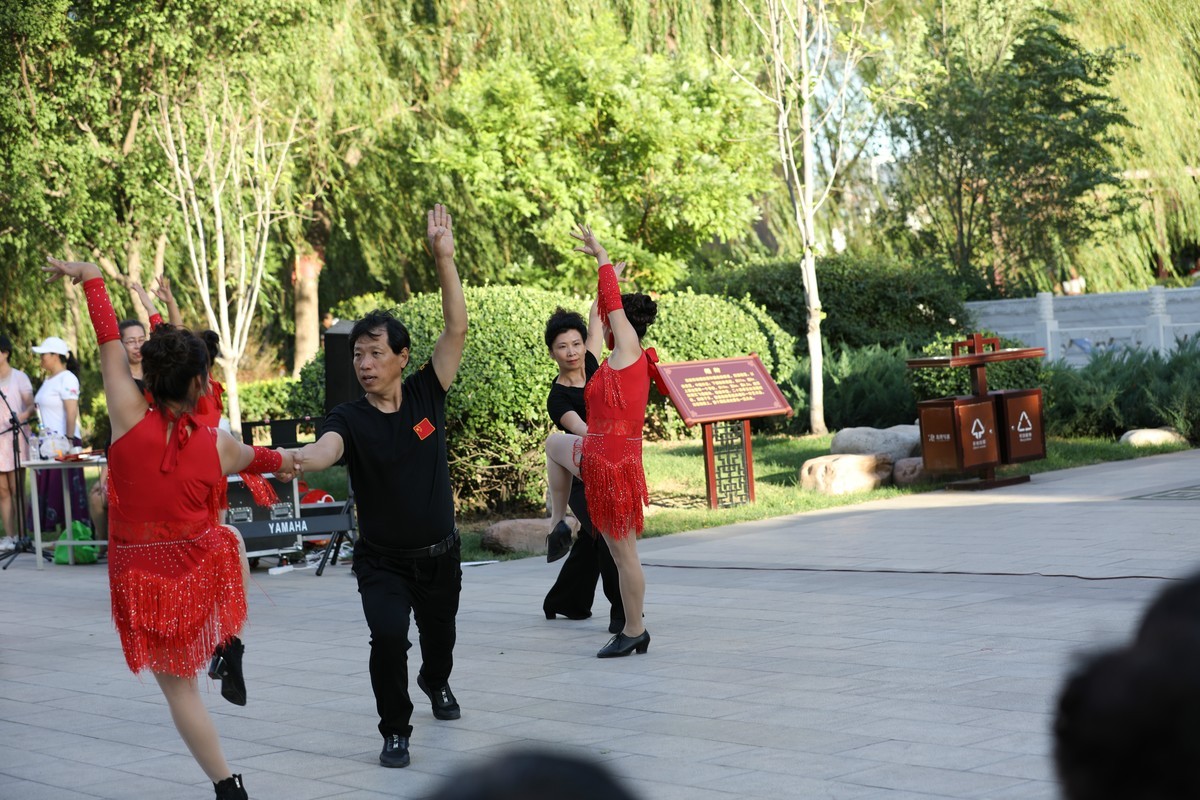 社区庆国庆迎祖国70华诞文艺汇演活动续集