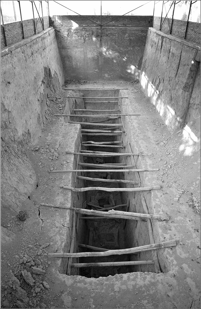 秦公一号大墓随拍（26P），敬请指导！不喜欢古墓葬或对古墓葬有畏惧者莫入！