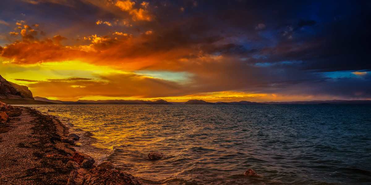 #尼康行摄之旅第三期# 万里行摄西藏阿里大北线   《天光云影共徘徊》