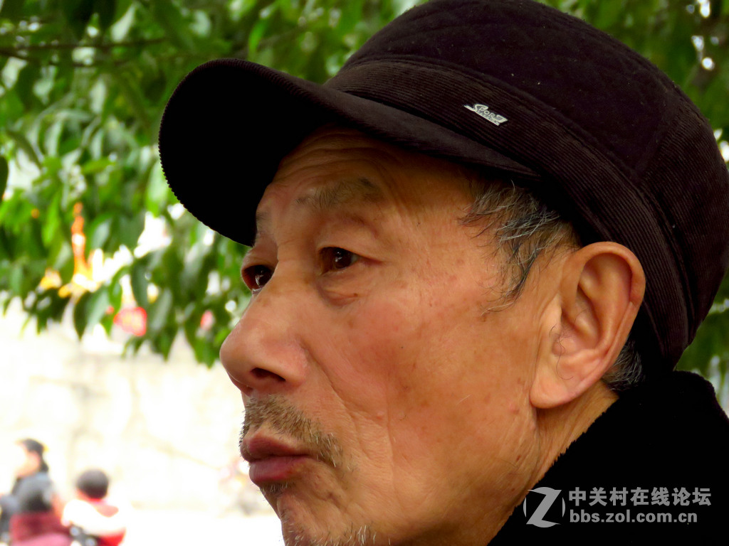 老有所乐---学拍人像