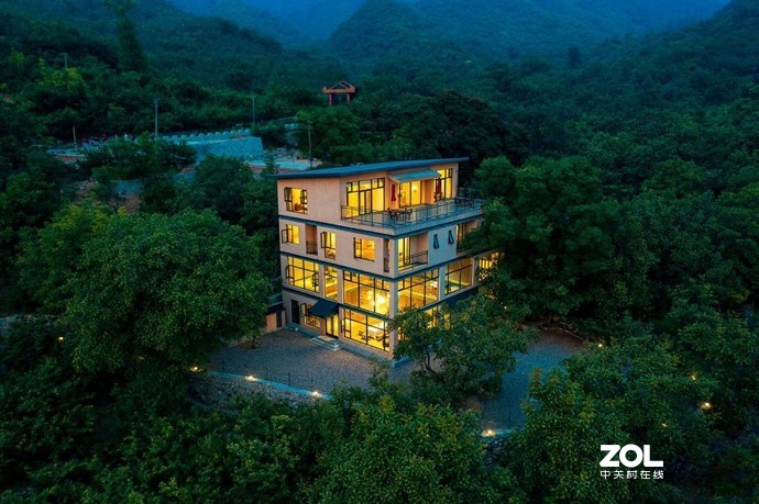 在怀柔，带娃摘油栗，爬水长城，住秘境处的绝美童话大房子——蜡笔森林