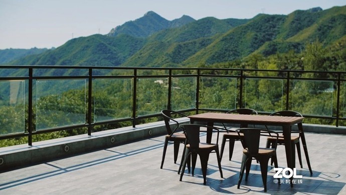 在怀柔，带娃摘油栗，爬水长城，住秘境处的绝美童话大房子——蜡笔森林