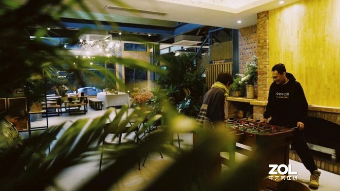 在怀柔，带娃摘油栗，爬水长城，住秘境处的绝美童话大房子——蜡笔森林