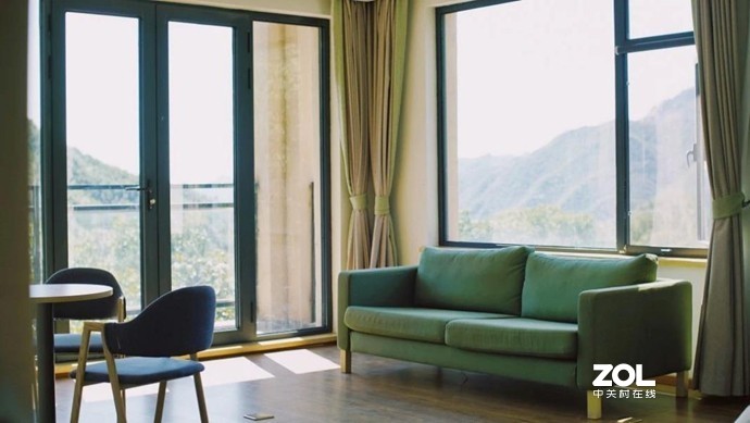 在怀柔，带娃摘油栗，爬水长城，住秘境处的绝美童话大房子——蜡笔森林