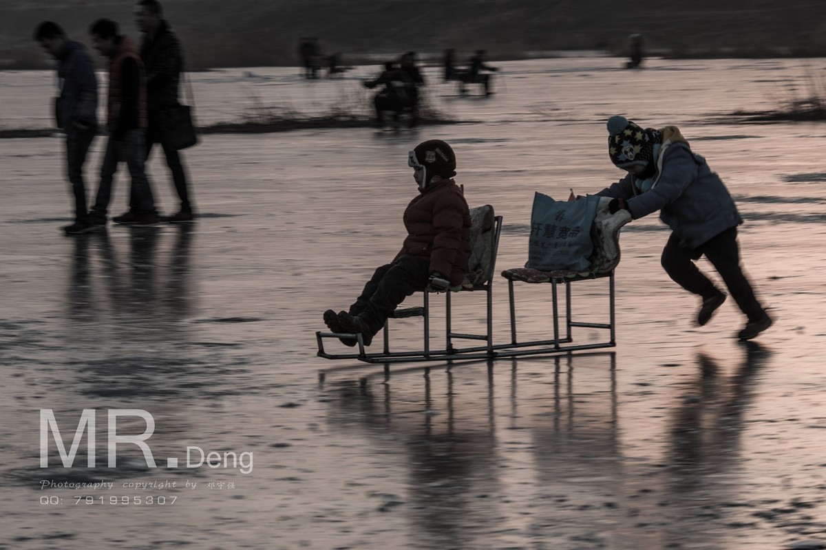 北京潮白河溜冰抓拍