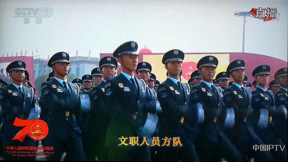 国庆70周年大阅兵分列式央视直播手机摄影