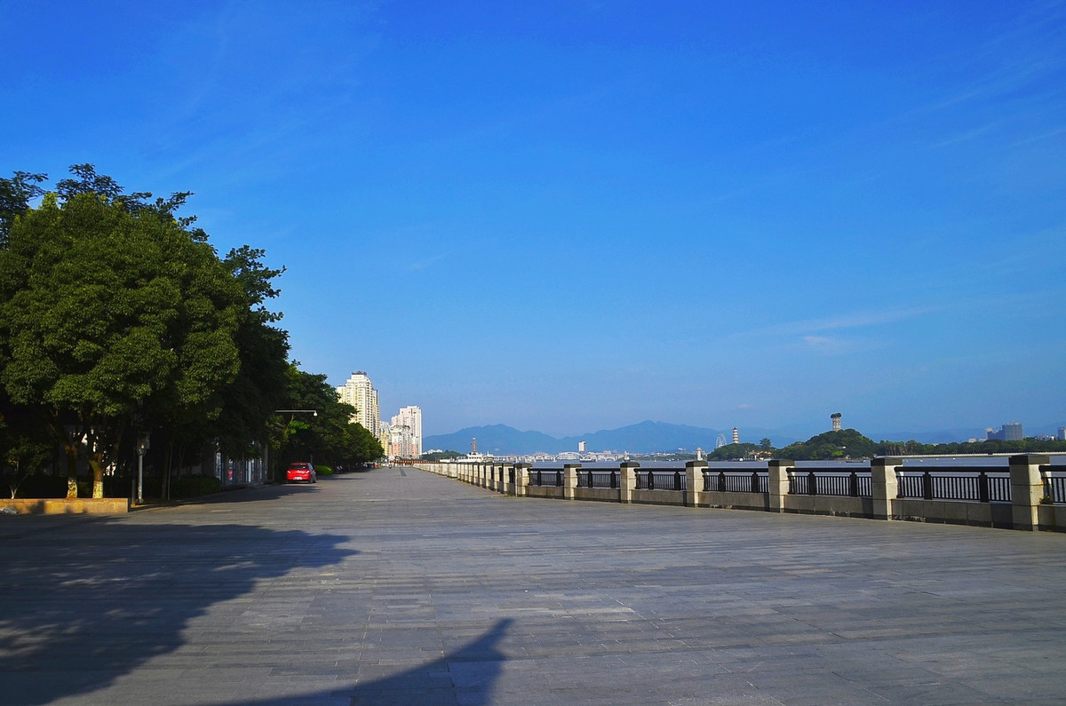 携一组《城市风光》祝日照星空(中国)一周年同时祝三位版主和摄友们拍摄快乐！