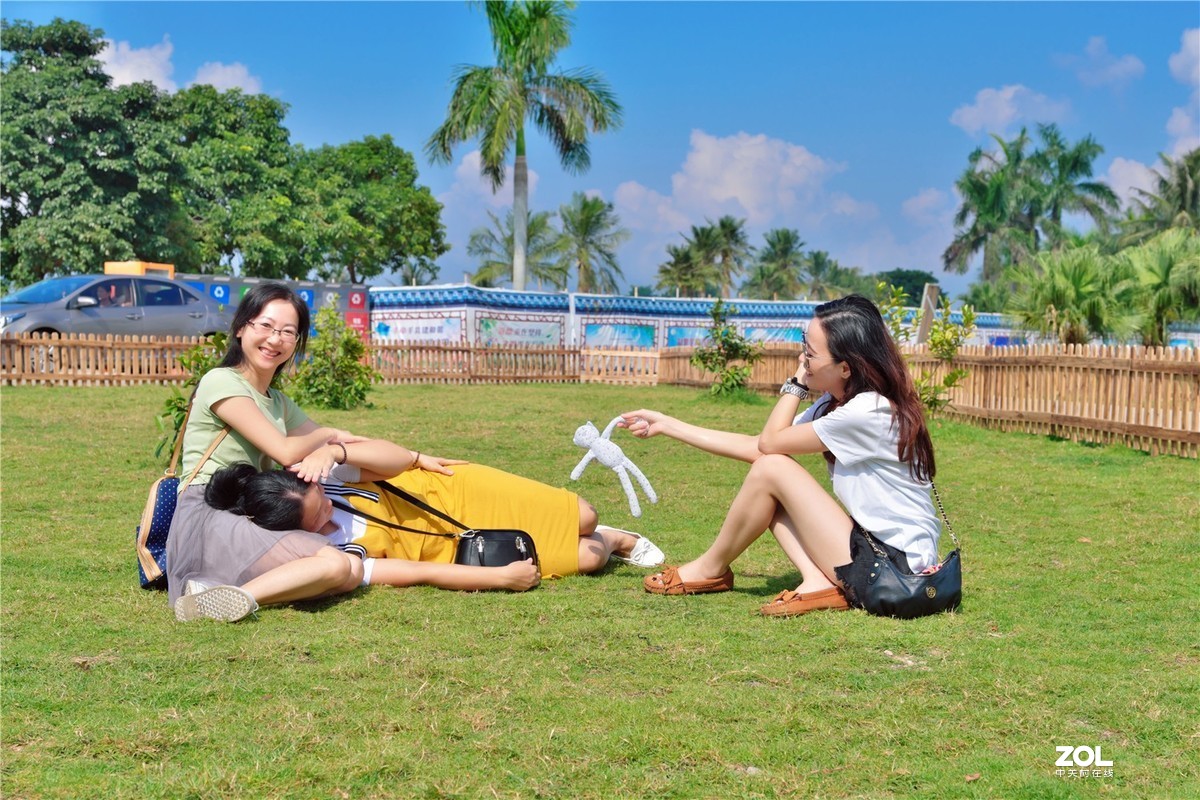 茶余饭后，给老同学随拍了几张