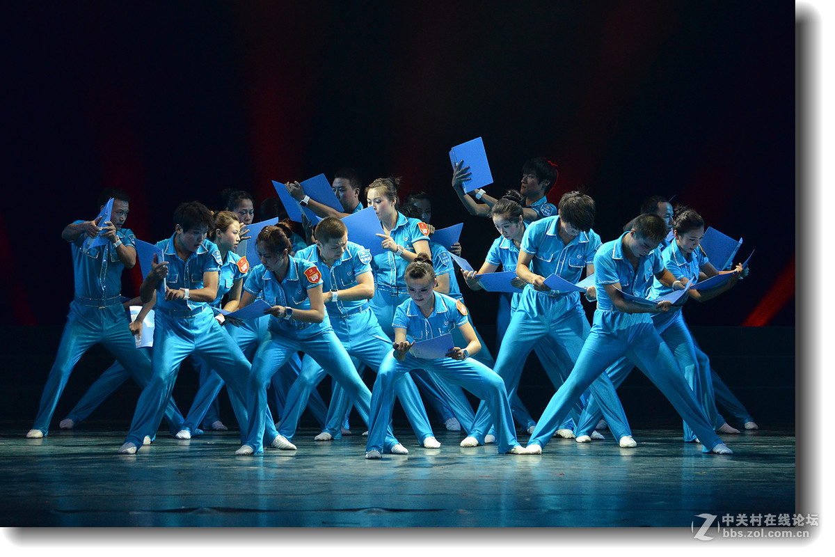 #尼康舞台类作品赏析#【舞台舞蹈抓拍】 （老阿推荐）