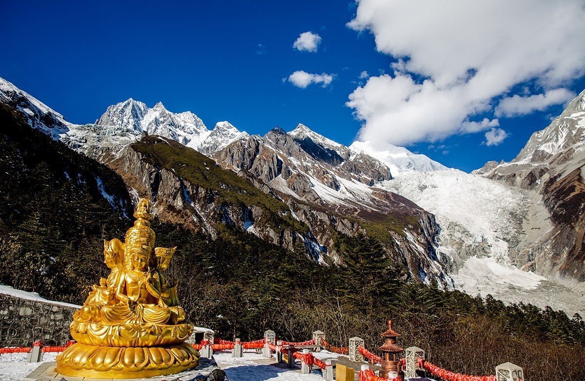 千年冰雪精典——海螺沟