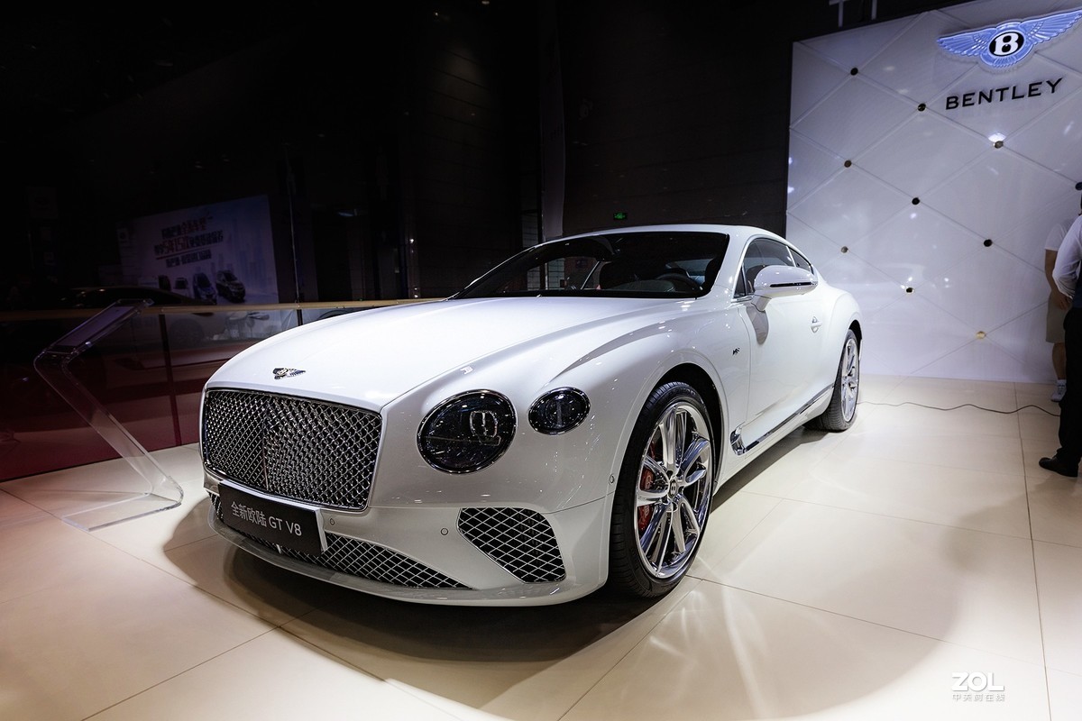 车展会上之三---镜头:EF16-35mm f/2.8L II USM专拍