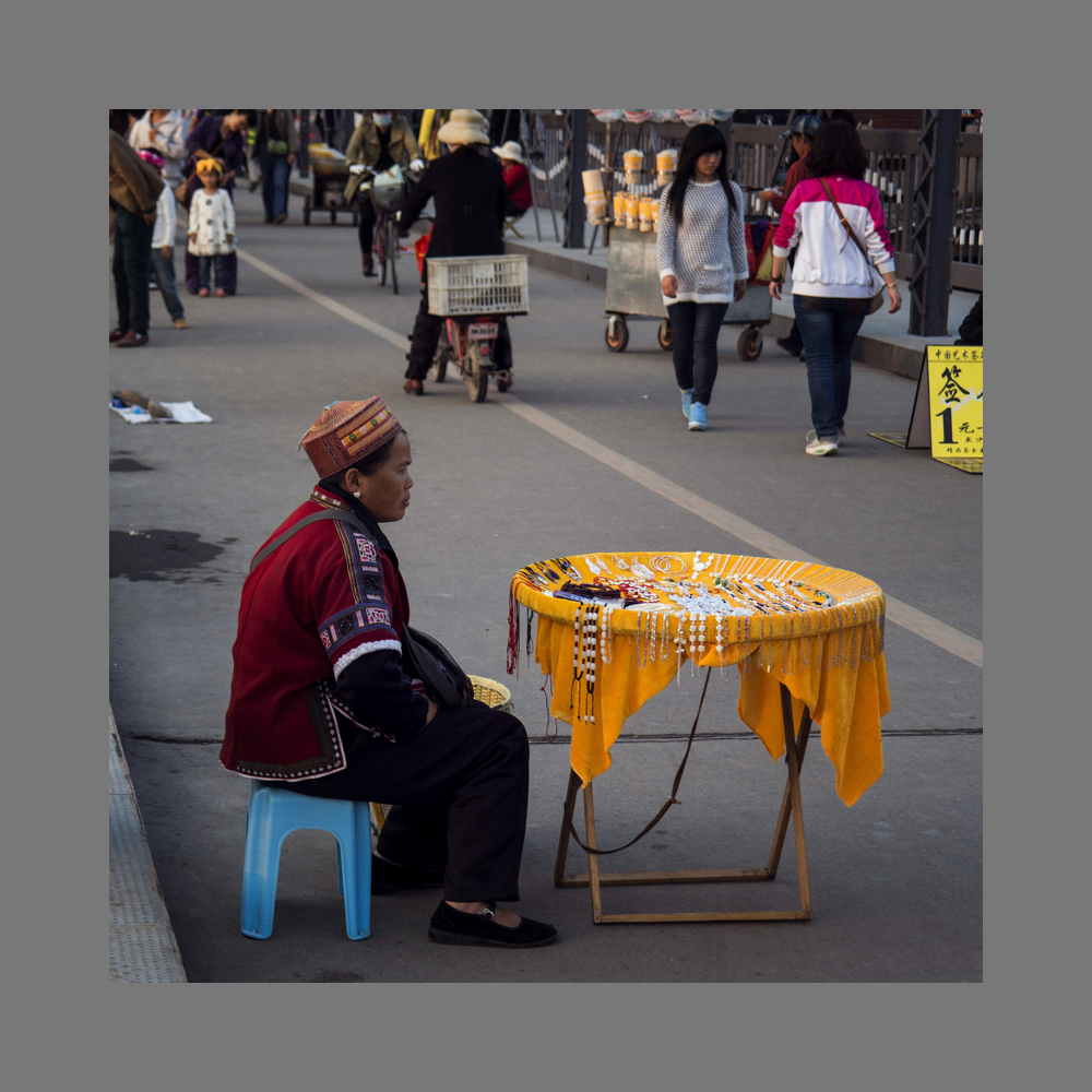 #尼康纪实类作品赏析#第6期《游走在城市的大街小巷》