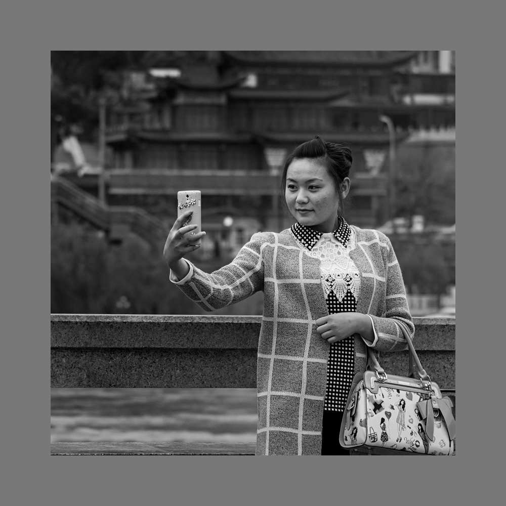 #尼康纪实类作品赏析#第6期《游走在城市的大街小巷》