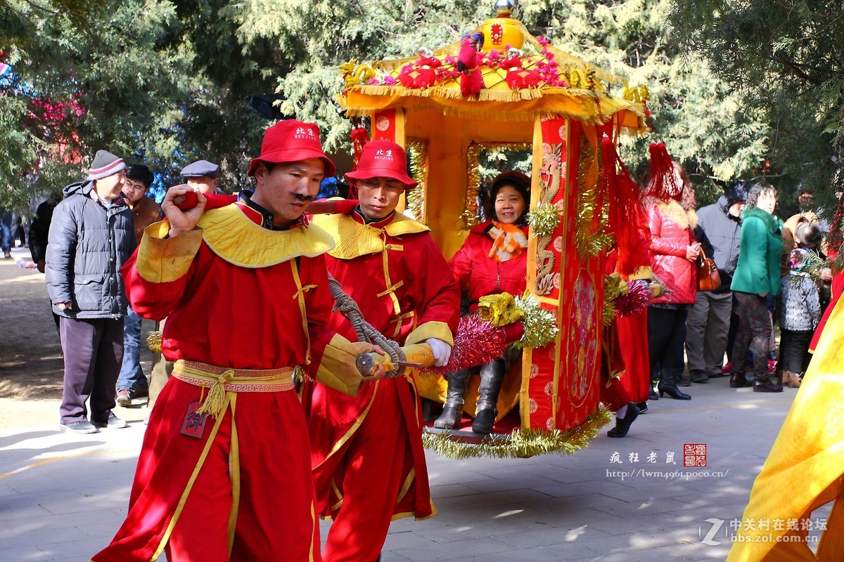 #一个春节，一台相机#逛民俗　看庙会　喜气洋洋过羊年