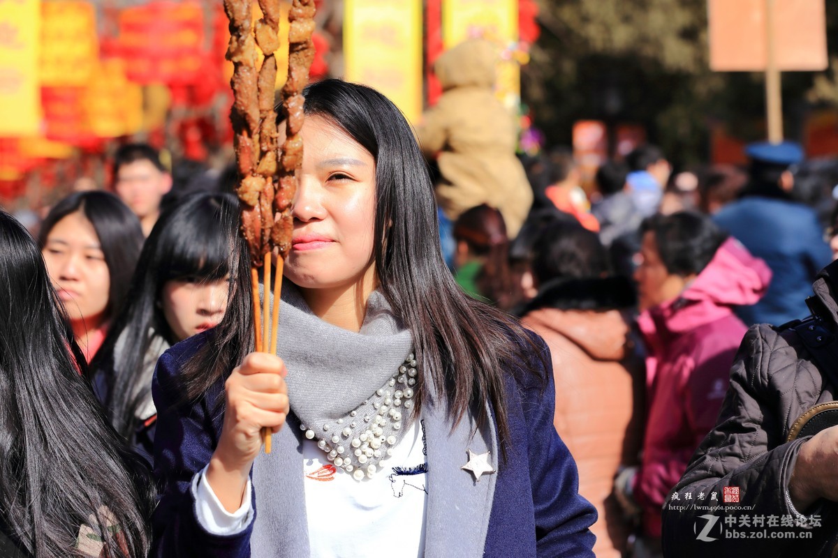#一个春节，一台相机#逛民俗　看庙会　喜气洋洋过羊年