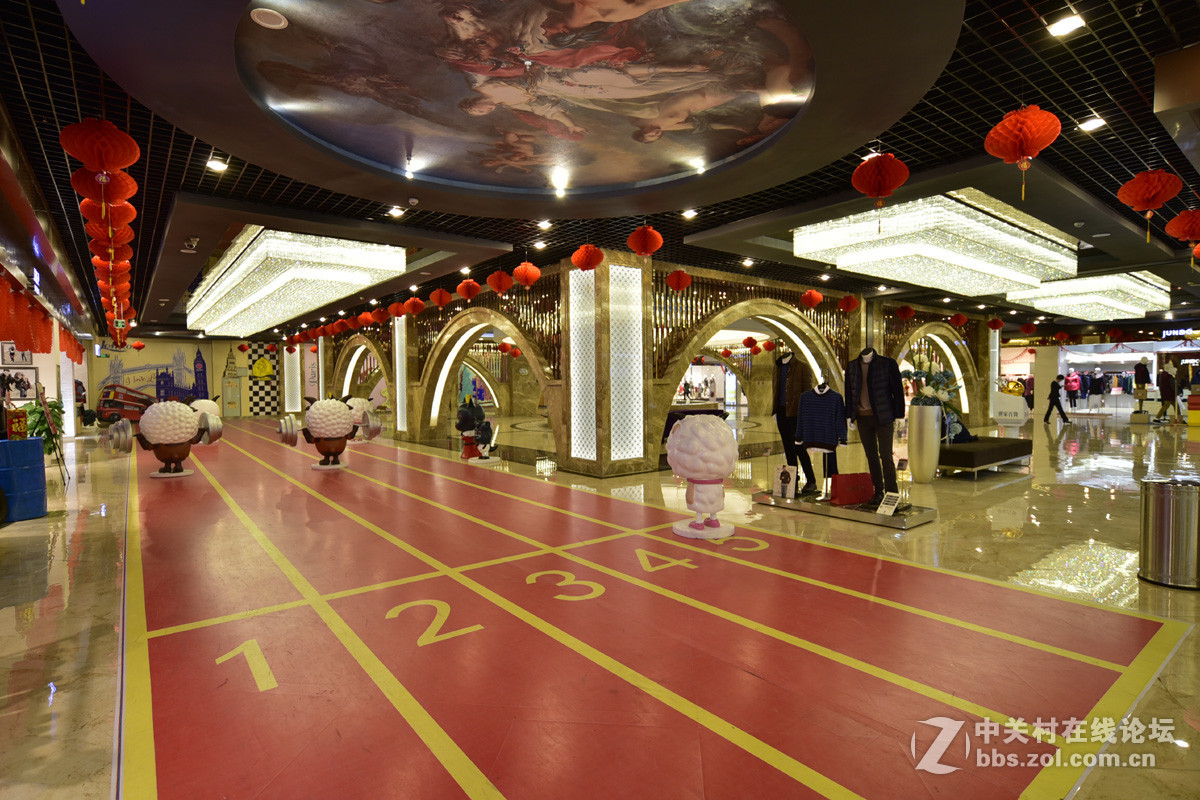 2015春节前的广汉沃尔玛