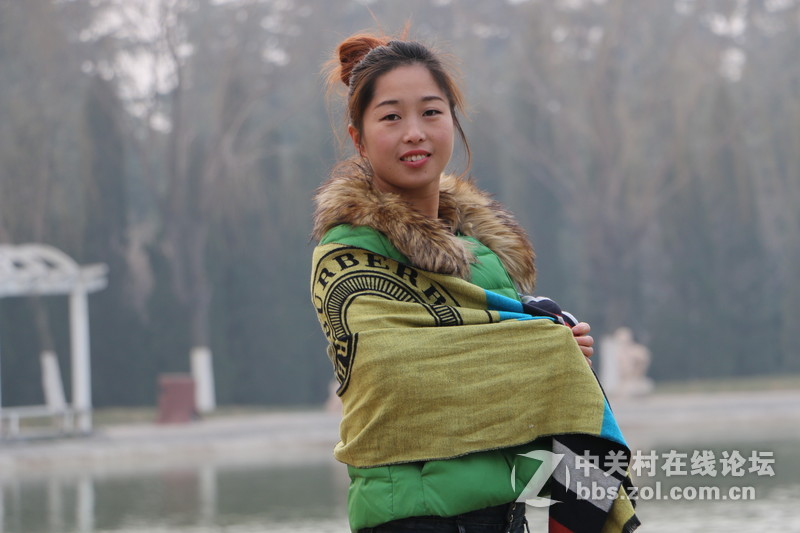 刚拿到机子试拍，敬请同行多多指导，让我学到更多专业技巧。2015.01.13河南天鹅城试拍