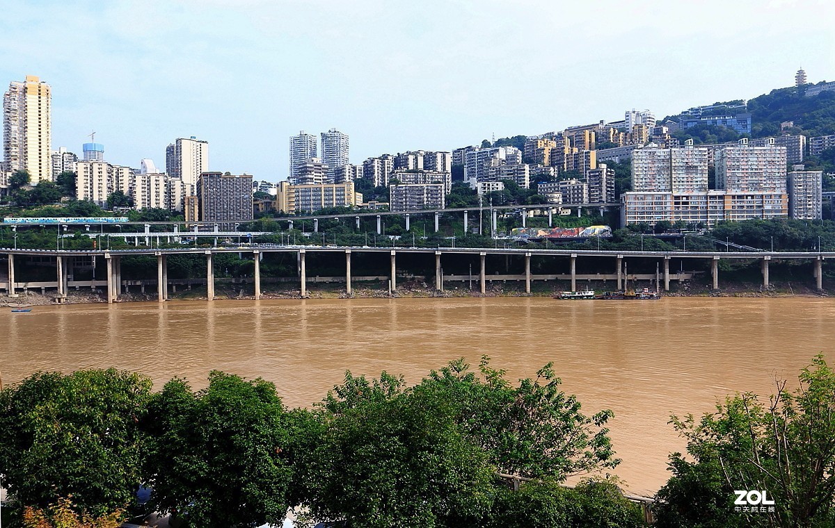 重庆嘉滨路李子坝风光