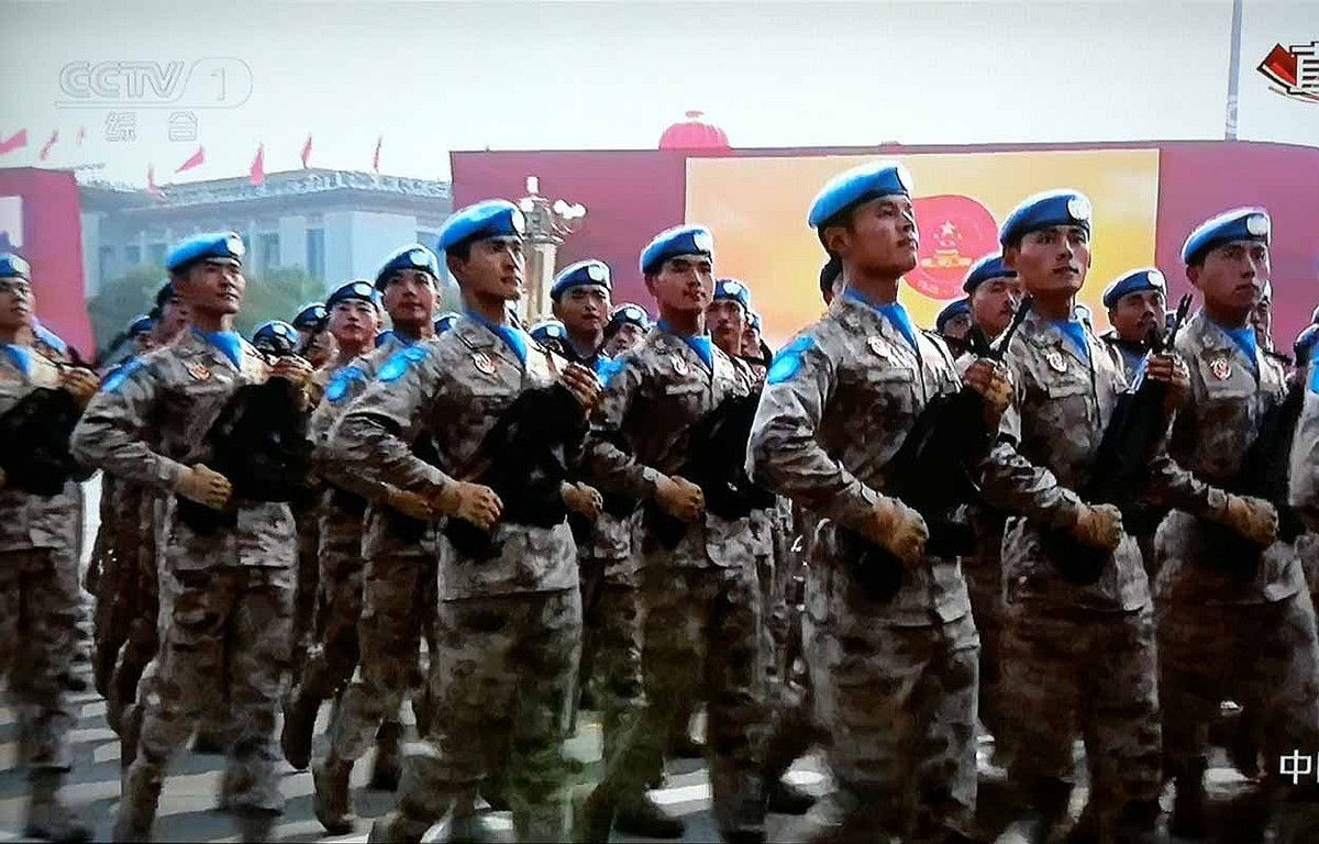 国庆70周年大阅兵分列式央视直播手机摄影