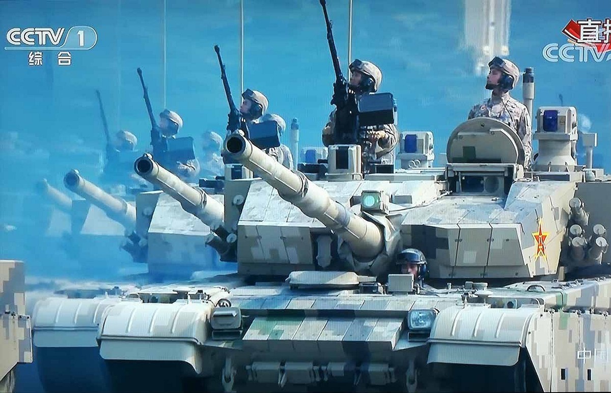 国庆70周年大阅兵分列式央视直播手机摄影