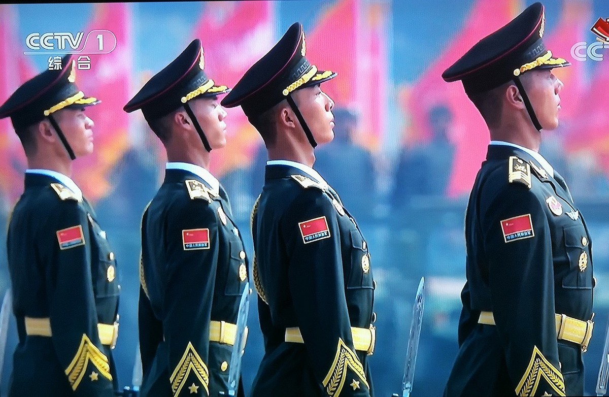 国庆70周年大阅兵分列式央视直播手机摄影