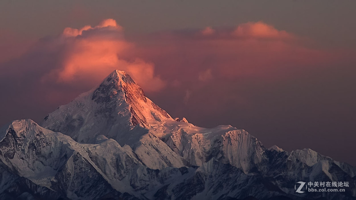 #佳能佳作赏析#   夕阳西下——冲上黑石城