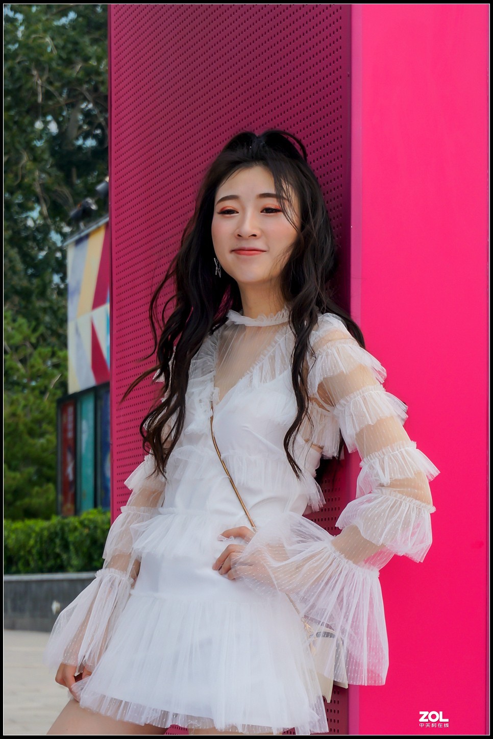 华熙广场美女人像二