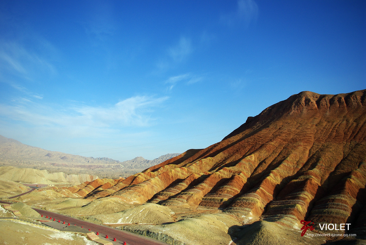七彩丹霞和冰沟丹霞