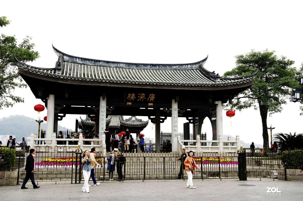 广济桥旁的韩公祠