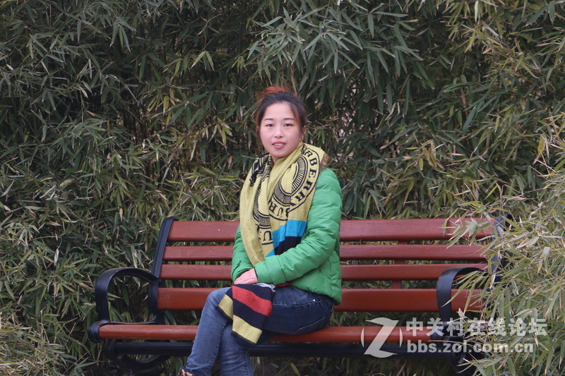 刚拿到机子试拍，敬请同行多多指导，让我学到更多专业技巧。2015.01.13河南天鹅城试拍