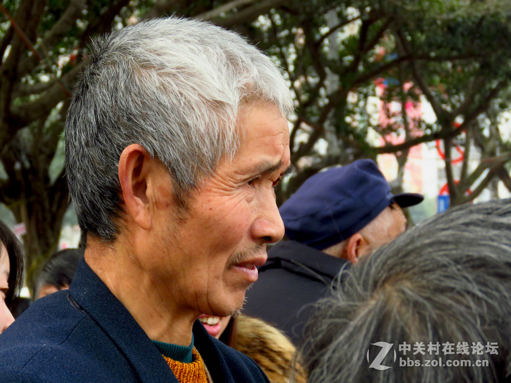 老有所乐---学拍人像