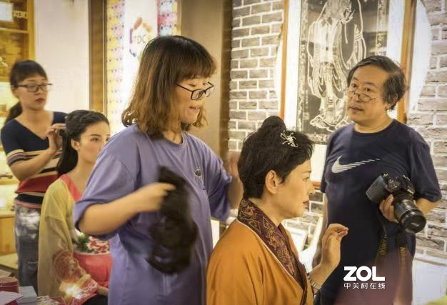 摄影故事片《嫦娥奔月》