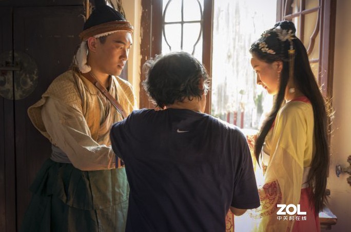 摄影故事片《嫦娥奔月》