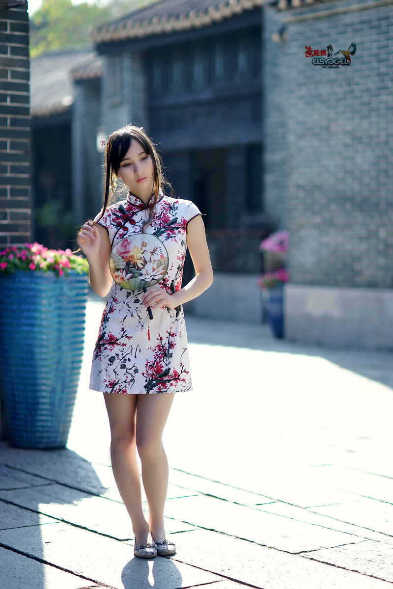 【黄埔古村外拍人像】旗袍篇-------羚羚