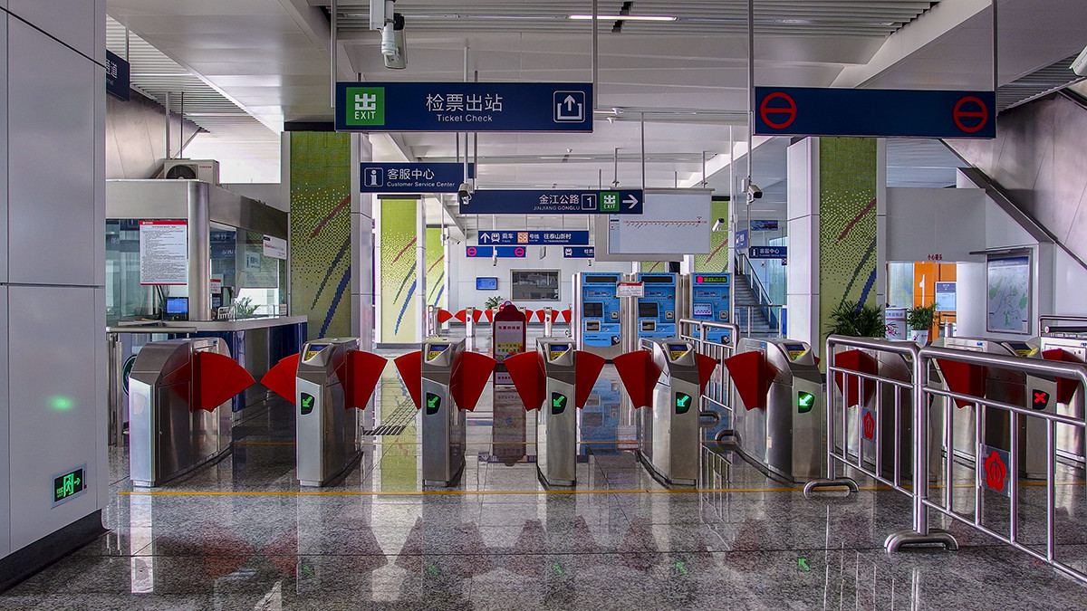 一个人的地铁站