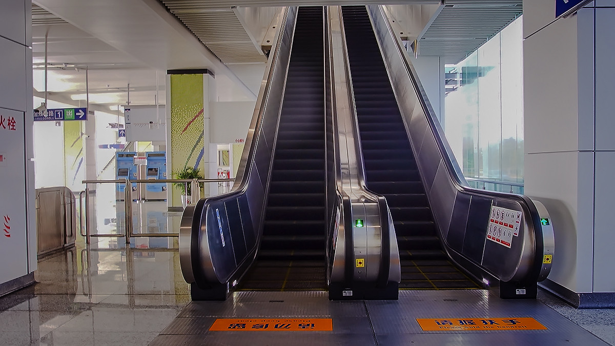 一个人的地铁站