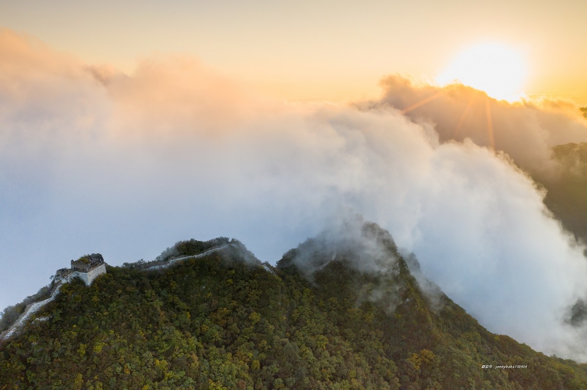 箭扣长城夕阳云海